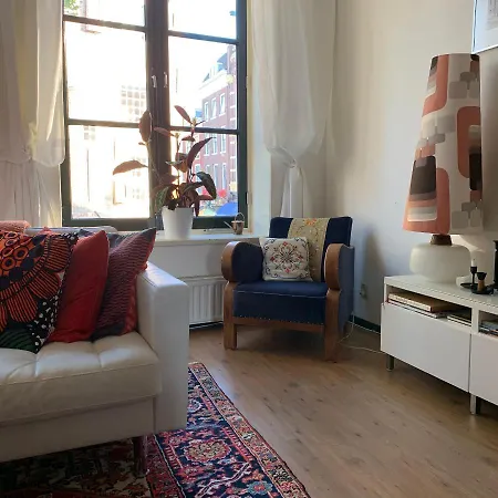 Orange Delight Apartment