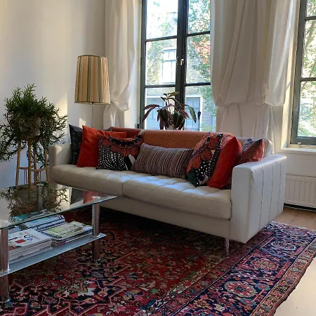 Orange Delight Apartment Delft